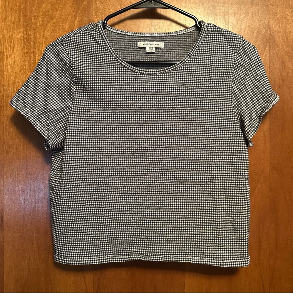 American Eagle Short Sleeve Checkered Shirtโ Top Medium Crop
